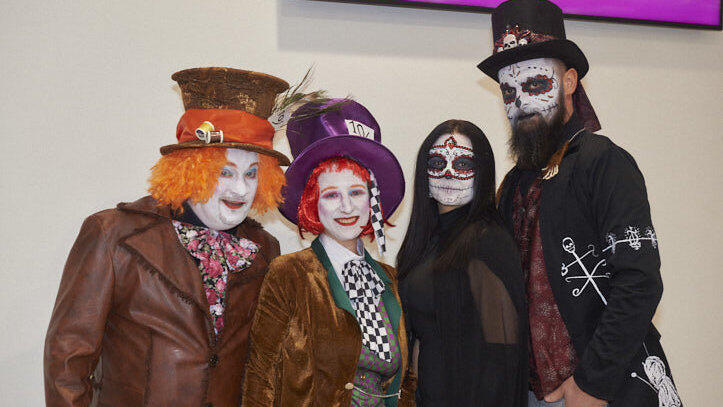 Die Narren waren bester Stimmung und hatten sich allesamt kreative Kostüme ausgesucht. Die Narren waren bester Stimmung und hatten sich allesamt kreative Kostüme ausgesucht.