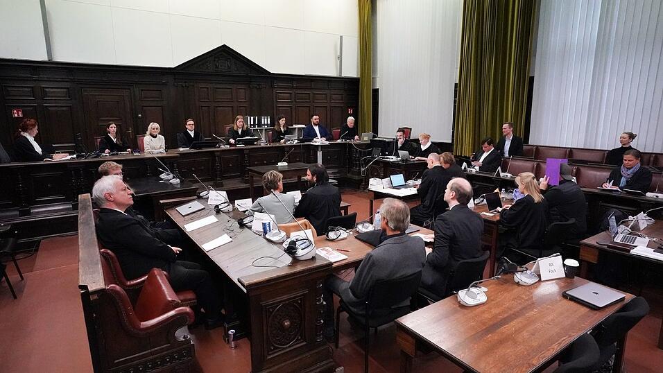 Nebenkl&auml;ger Stephan Hensel war an diesem Verhandlungstag nicht anwesend.