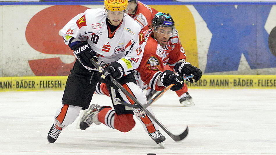 Mit 2:4 unterlag der EVL im Heimspiel den Fischtown Pinguins. (Foto: Georg Gerleigner)