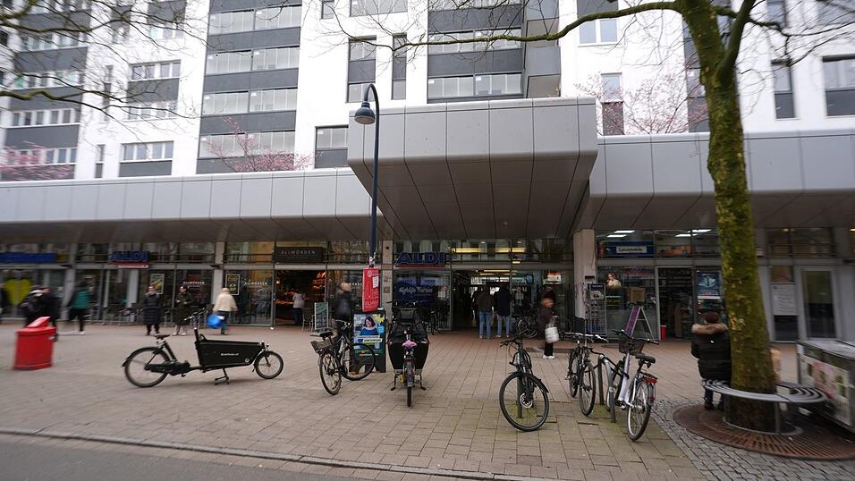 Bei der Attacke des Wolfes auf eine Frau soll es sich um eine Angstreaktion gehandelt haben. Bei der Attacke des Wolfes auf eine Frau soll es sich um eine Angstreaktion gehandelt haben.