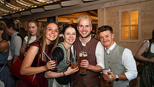 Die Partybilder vom Samstag, 15. August, aus dem Festzelt Reisinger. Die Partybilder vom Samstag, 15. August, aus dem Festzelt Reisinger.