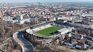 Hier sollen die L&ouml;wen bleiben - wenn es nach Gernot Mang und Verena Dietl geht.