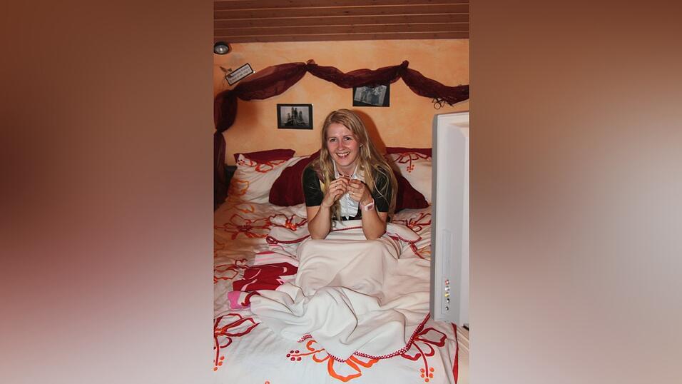 Inga bei der absolut jugendfreien 'Bettszene'. (Foto: Pfeffer)