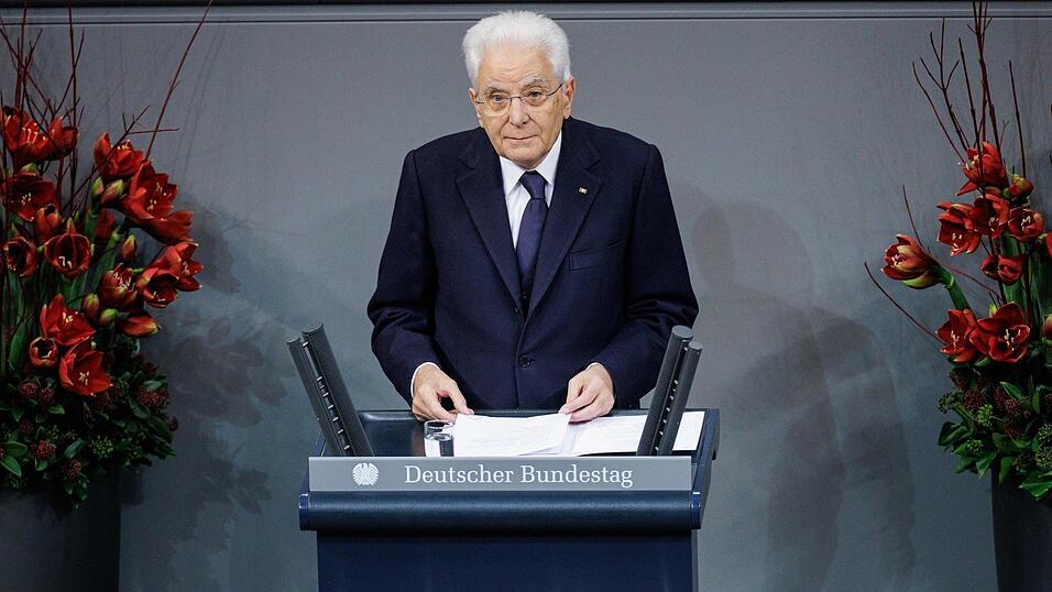 Italiens Präsident Mattarella plädiert zum Volkstrauertag für eine Stärkung des Multilateralismus Italiens Präsident Mattarella plädiert zum Volkstrauertag für eine Stärkung des Multilateralismus