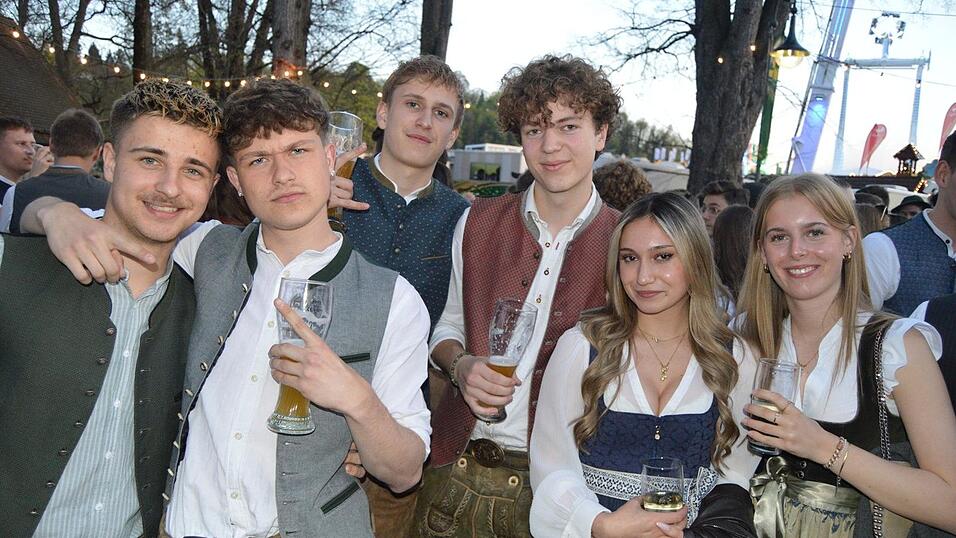 Viele Landshuter feierten am Freitag auf der Dult.&nbsp;