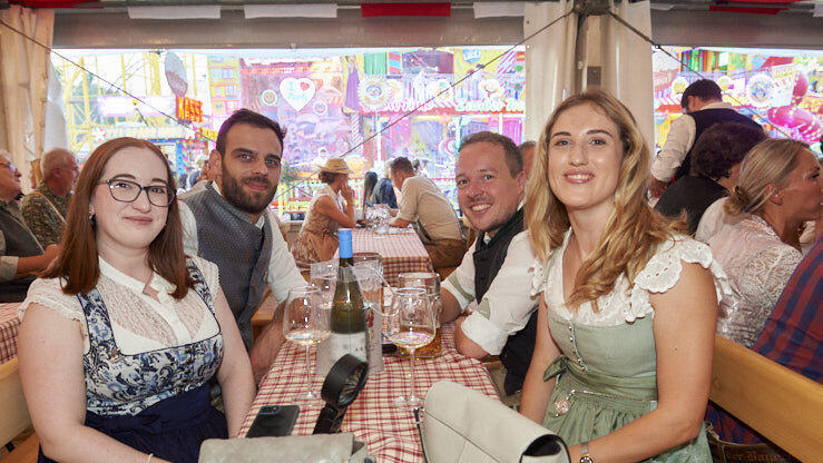 Die Partybilder vom Sonntag, 9. August, aus dem Festzelt Lechner. Die Partybilder vom Sonntag, 9. August, aus dem Festzelt Lechner.