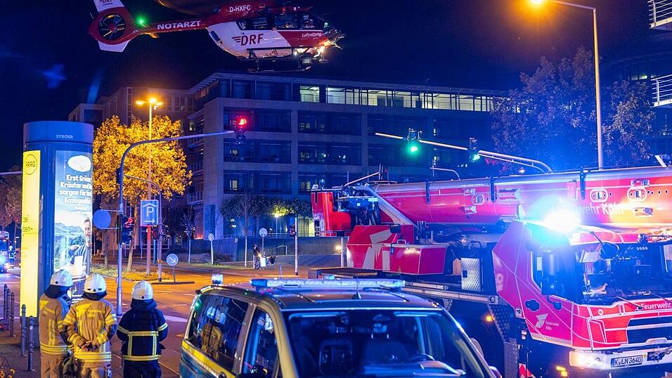 Bei der Rettung des 14-Jährigen war auch ein Hubschrauber im Einsatz. (Archivbild) Bei der Rettung des 14-Jährigen war auch ein Hubschrauber im Einsatz. (Archivbild)