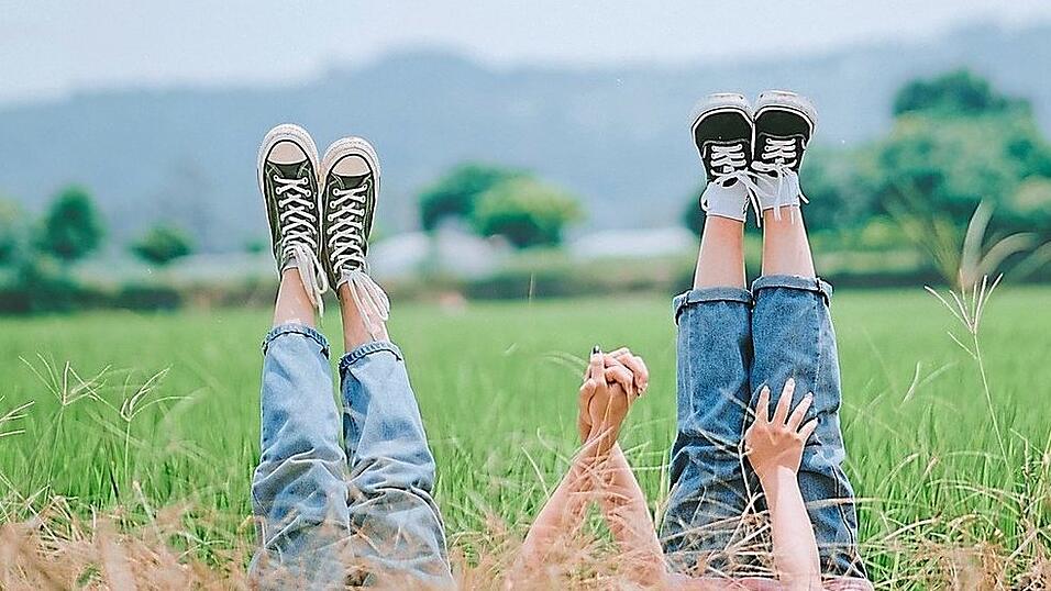 Wenn Körper und Psyche im Einklang sind, fühlst du dich wohl. Wenn Körper und Psyche im Einklang sind, fühlst du dich wohl.