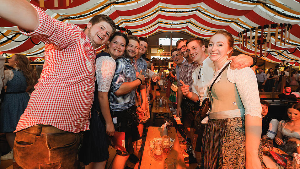 Die Partybilder vom Samstag, 10. August 2024, aus dem Festzelt Kr&ouml;nner.