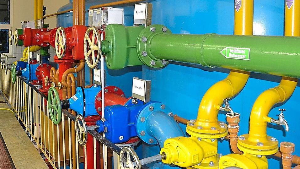 Die in die Jahre gekommenen technischen Anlagen, so wie hier im Mainburger Wasserwerk, das neu errichtet wird, will der Zweckverband Wasserversorgung Hallertau auf Vordermann bringen. Nachdem der Bayerische Verwaltungsgerichtshof die Kalkulation der Verbesserungsbeitr&auml;ge gekippt hat, muss neu gerechnet werden.