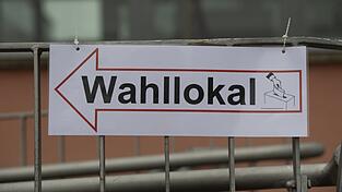 Für die Straßkirchner geht es am 24. September in die Wahllokale. Dann werden sie unter anderem über das Bürgerbegehren der BI abstimmen. Der Satz des Bürgerentscheids hat es aufgrund seiner Länge in sich. Für die Straßkirchner geht es am 24. September in die Wahllokale. Dann werden sie unter anderem über das Bürgerbegehren der BI abstimmen. Der Satz des Bürgerentscheids hat es aufgrund seiner Länge in sich.