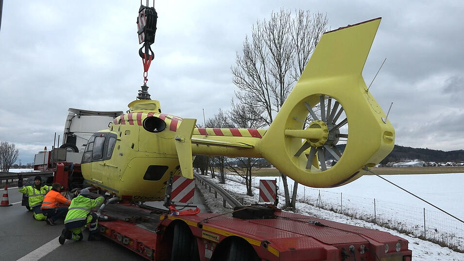 Auf der A3 ist es am Montagmorgen zwischen Kirchroth und Tiefenthal zu einem Unfall gekommen.