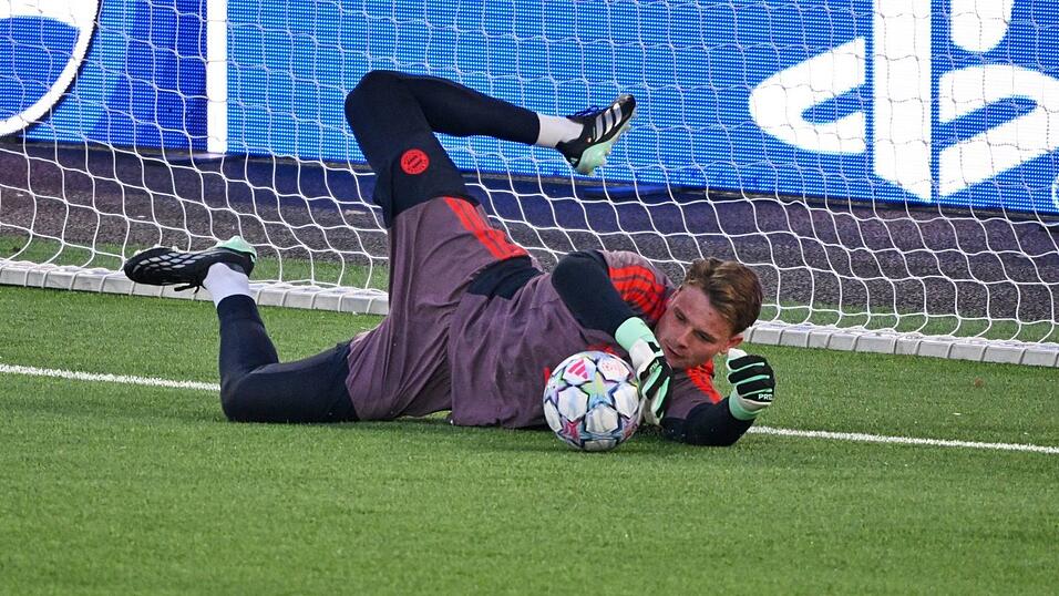Steht am Dienstag im Tor: Jonas Urbig.
