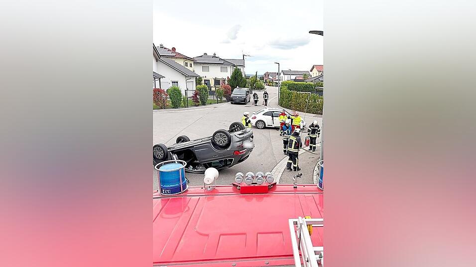 Die Fahrer blieben unverletzt.