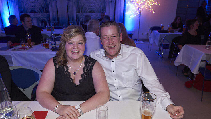 Die Metzgerzunft hat am Samstagabend in die Joseph-von-Fraunhofer-Halle eingeladen. Die Metzgerzunft hat am Samstagabend in die Joseph-von-Fraunhofer-Halle eingeladen.