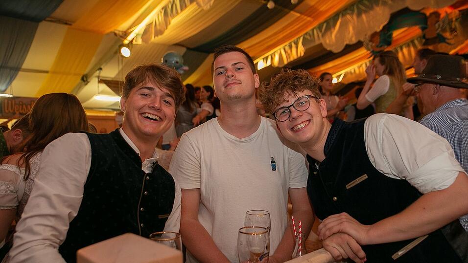 Die Partybilder vom Samstag, 13. August 2022, aus dem Festzelt Reisinger.