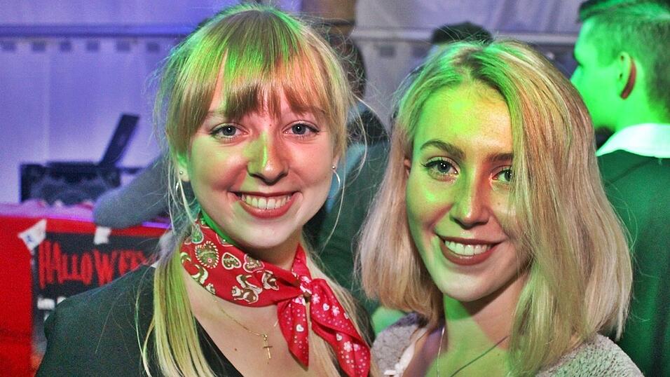 Die besten Bilder vom Wein- und Wei&szlig;bierfest des Burschenvereins Arth und der M&auml;dchengruppe.