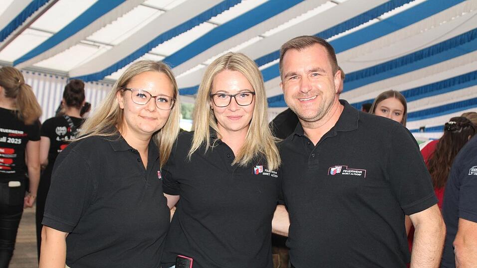 Zur Musik von Headless wurde ausgelassen gefeiert.