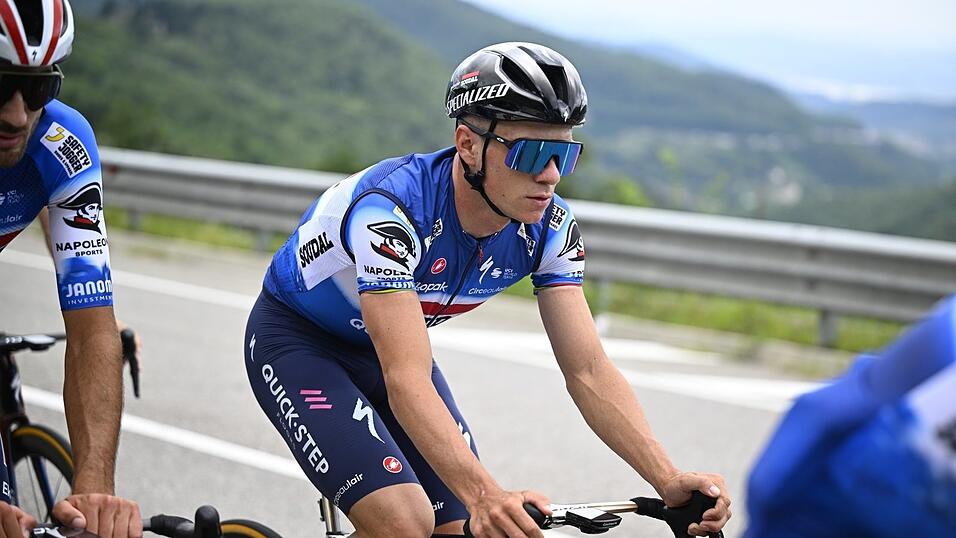 Remco Evenepoel startet erstmals bei der Tour. Remco Evenepoel startet erstmals bei der Tour.