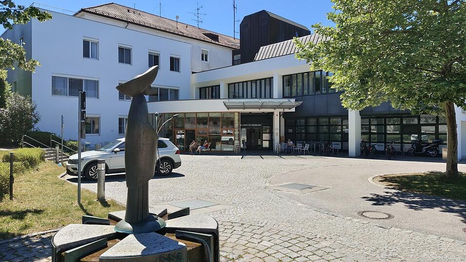 Das Krankenhaus Vilsibiburg wird sich in Zukunft wohl auf künstlichen Gelenkersatz spezialisieren. Das Krankenhaus Vilsibiburg wird sich in Zukunft wohl auf künstlichen Gelenkersatz spezialisieren.