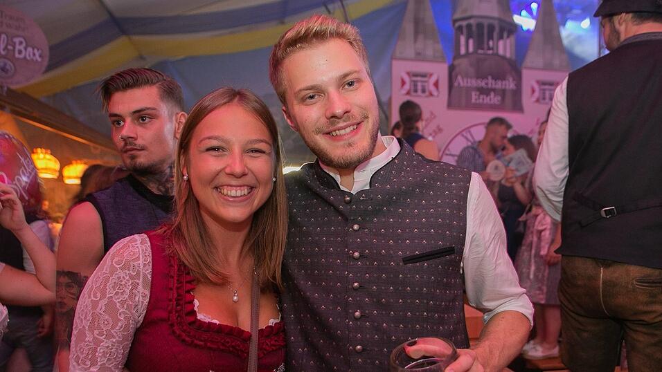 Die Partybilder vom Sonntag, 14. August 2022, aus dem Festzelt Reisinger.