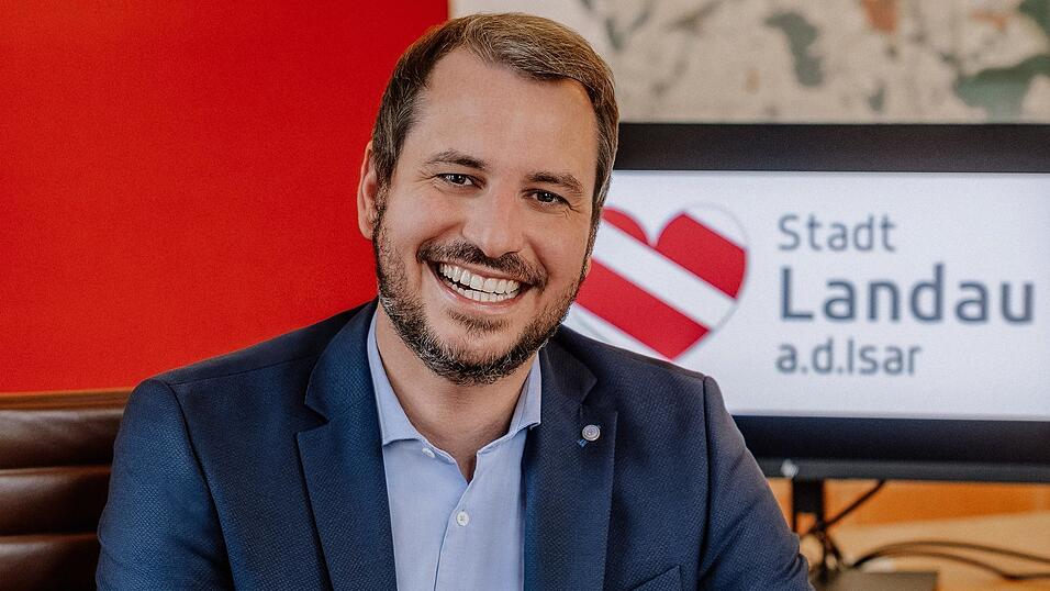 Entspannt und mit sich im Reinen hat Matthias Kohlmayer seine erste Amtsperiode im Landauer B&uuml;rgermeistersessel absolviert. Am 8. M&auml;rz soll nun die Fortsetzung folgen.