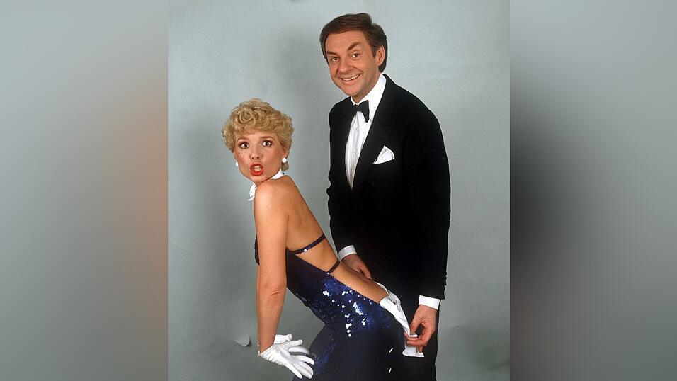 Harald Juhnke (1929-2005) und Ingrid Steeger (1947-2023) waren Ikonen des BRD-Fernsehens. (Archivbild) Harald Juhnke (1929-2005) und Ingrid Steeger (1947-2023) waren Ikonen des BRD-Fernsehens. (Archivbild)