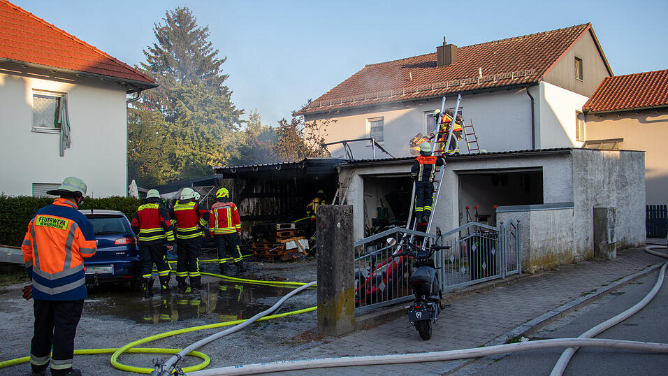 Die Brandursache dürfte ein defekter Kühlschrank gewesen sein. Die Brandursache dürfte ein defekter Kühlschrank gewesen sein.