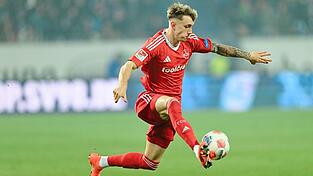 Vor dem Abflug aus Nürnberg: Tim Drexler. Vor dem Abflug aus Nürnberg: Tim Drexler.