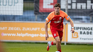 Nach zuletzt drei Gegentoren: Die Hankofener Defensive um Korbinian Stütz soll gegen Augsburg stabiler stehen.