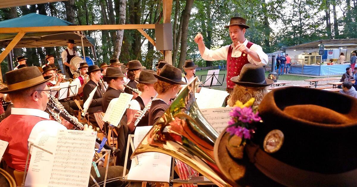 dorffest-feiert-jubil-um