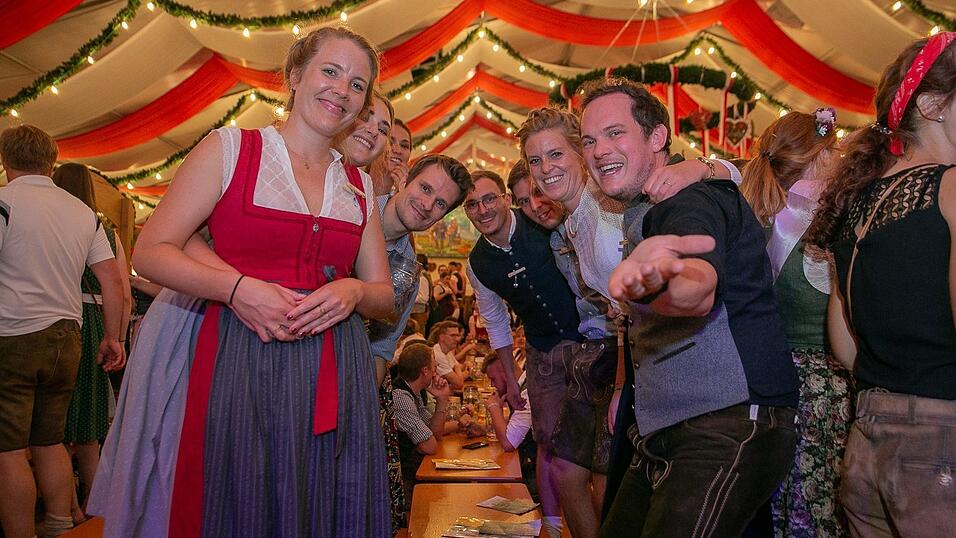 Die Partybilder vom Samstag, 13. August 2022, aus dem Festzelt Greindl.