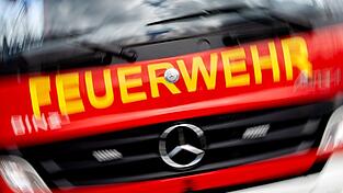 Nach zwei Großeinsätzen in Rechtenbach und Waldaschaff in Unterfranken haben die Ermittler die mutmaßlichen Brandursachen festgestellt. (Symbolbild) Nach zwei Großeinsätzen in Rechtenbach und Waldaschaff in Unterfranken haben die Ermittler die mutmaßlichen Brandursachen festgestellt. (Symbolbild)