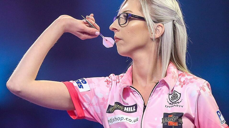 Der Sieg von Fallon Sherrock war die Sensation der ersten Woche der Darts-WM. Der Sieg von Fallon Sherrock war die Sensation der ersten Woche der Darts-WM.