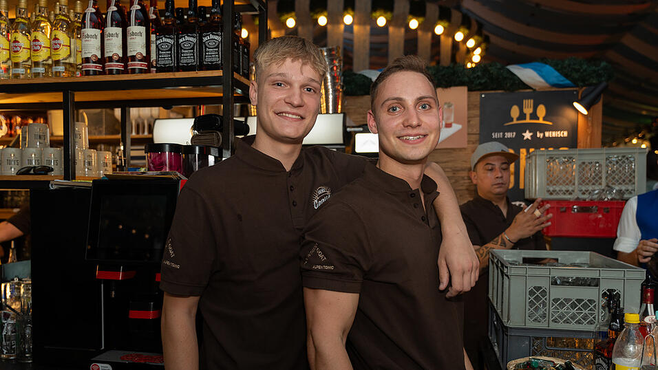 Die Partybilder vom Freitag, 11. August 2023, aus dem Festzelt Wenisch. Die Partybilder vom Freitag, 11. August 2023, aus dem Festzelt Wenisch.