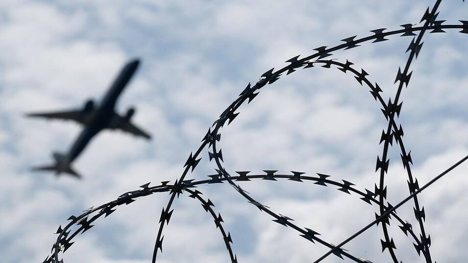 Die Abgeordneten des EU-Parlaments stimmten &uuml;ber ihre Position zur Versch&auml;rfung der europ&auml;ischen Asylpolitik ab. (Archivbild)