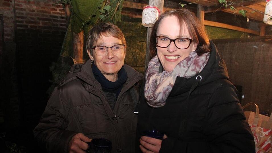 In Landshut lockten am Wochenende der Kunsthandwerkermarkt und die H&uuml;ttengaudi zahlreiche Besucher an.
