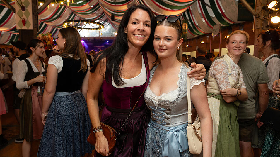 Die Partybilder vom Freitag, 16. August 2024, aus dem Festzelt Weckmann. Die Partybilder vom Freitag, 16. August 2024, aus dem Festzelt Weckmann.