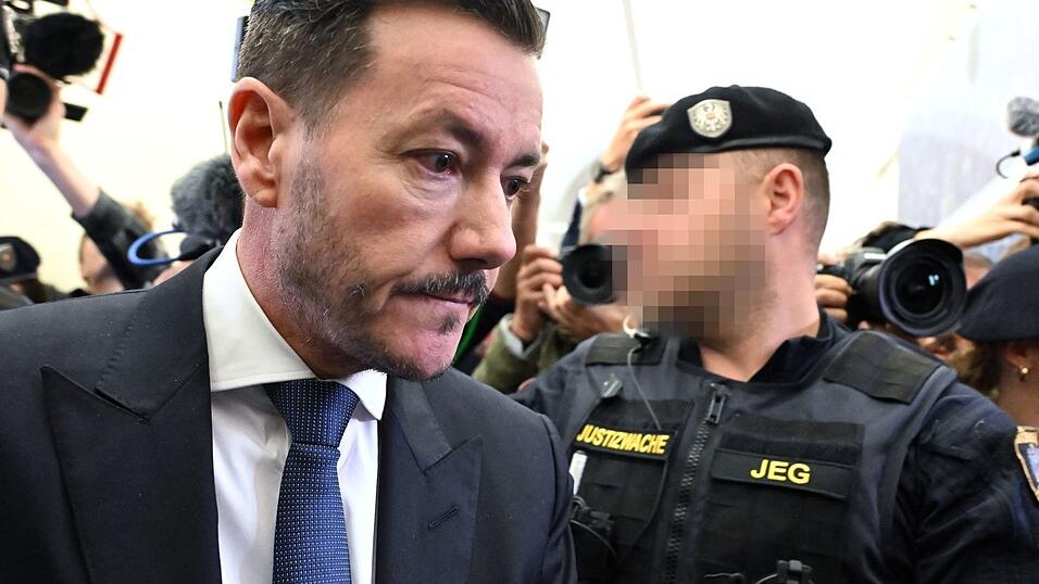 Der Investor René Benko ist wegen Gläubiger-Schädigung zu zwei Jahren Haft verurteilt worden Der Investor René Benko ist wegen Gläubiger-Schädigung zu zwei Jahren Haft verurteilt worden