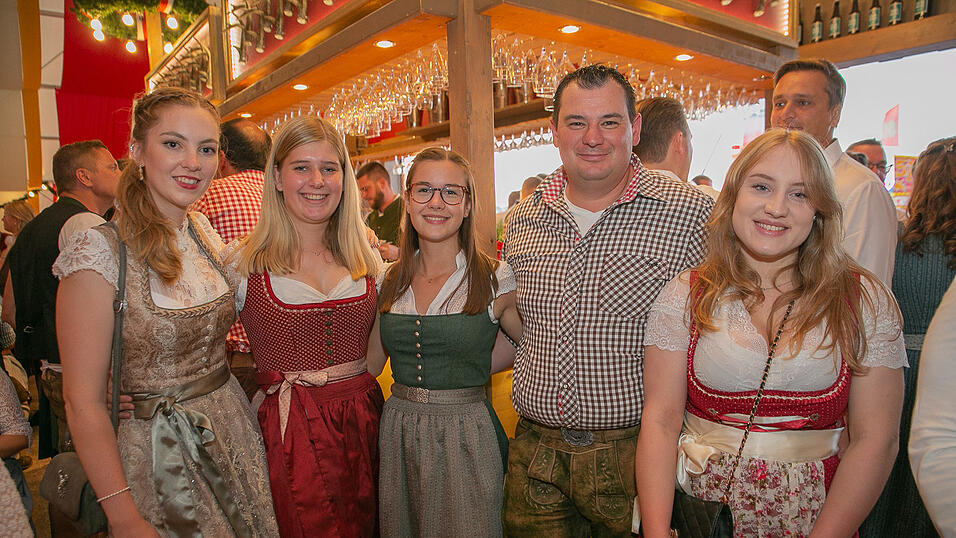 Die Partybilder vom Samstag, 13. August 2022, aus dem Festzelt Krönner.