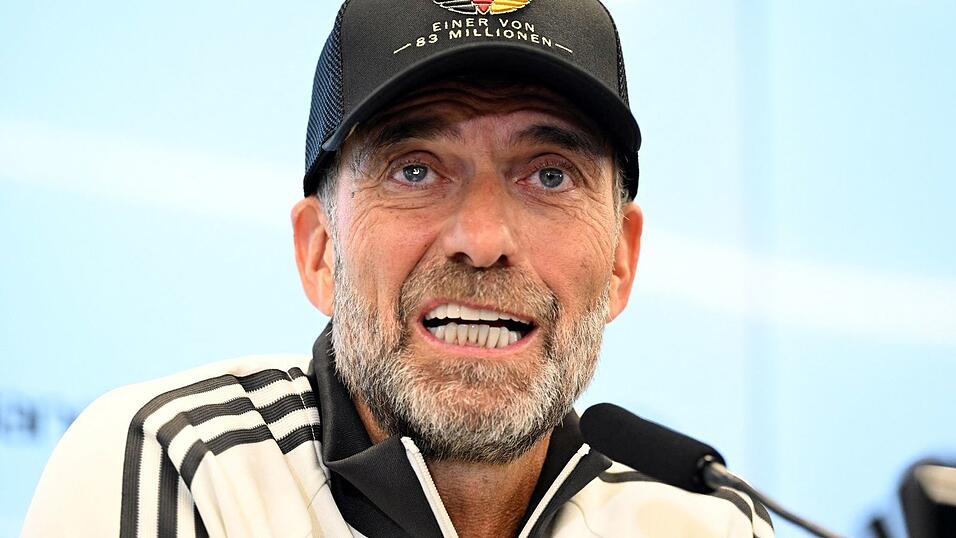 Jürgen Klopp hat seinen Kader nominiert. Jürgen Klopp hat seinen Kader nominiert.