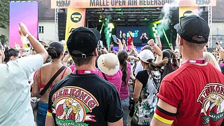 Gute Stimmung beim Malle Open Air auf dem P&uuml;rkelgut.