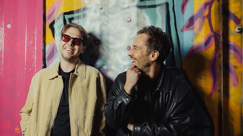 Die beiden Hitgaranten Oimara (links) und Max Giesinger machen jetzt gemeinsame Sache.