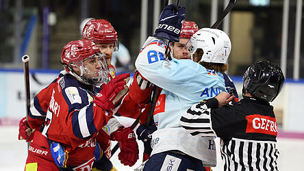 Im ersten Heimspiel gegen Heilbronn gab es so einigen &bdquo;Gespr&auml;chsbedarf&ldquo;, am Ende setzte sich der DSC mit 6:3 durch.