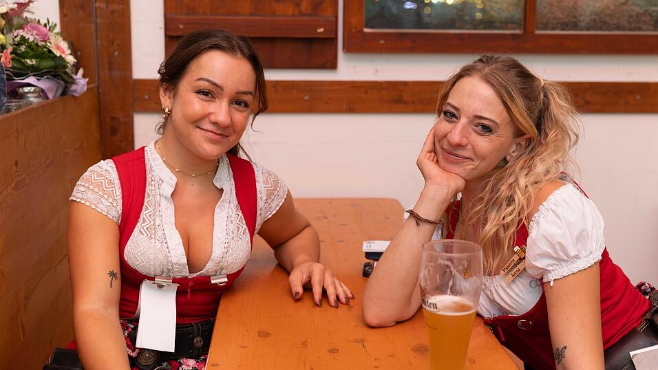 Die Partybilder vom Montag, 10. August, aus dem Festzelt Greindl. Die Partybilder vom Montag, 10. August, aus dem Festzelt Greindl.