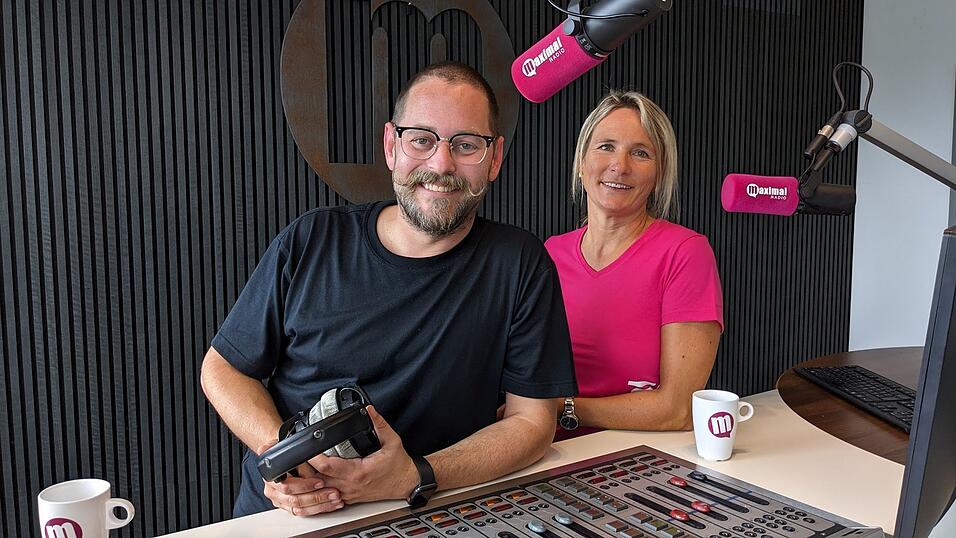 Jeden Morgen ab 5 Uhr auf Sendung: die Muntermacher Jörg Hubloger und Alex Ammer.