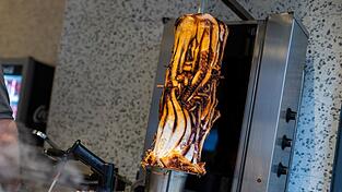 Sieht exotisch aus, soll aber schmecken. Sieht exotisch aus, soll aber schmecken.