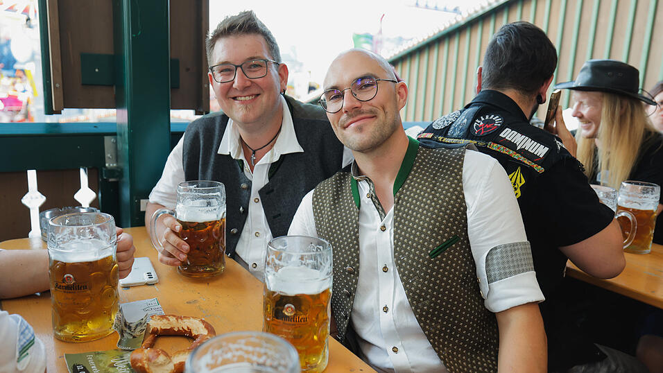 Die Partybilder vom Samstag, 10. August 2024, aus dem Festzelt Nothaft. Die Partybilder vom Samstag, 10. August 2024, aus dem Festzelt Nothaft.