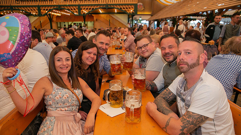 Die Partybilder vom Montag, 22. August 2022, aus dem Festzelt Nothaft.