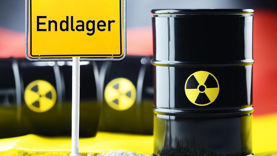 Deutschland sucht ein Endlager f&uuml;r seinen Atomm&uuml;ll. Zur Begleitung dieses umfangreichen Prozesses, der sich &uuml;ber Jahrzehnte hinziehen wird, haben die Landkreise und kreisfreien St&auml;dte in Niederbayern eine Koordinierungsstelle eingerichtet, die bis Ende 2028 weitergef&uuml;hrt werden soll.